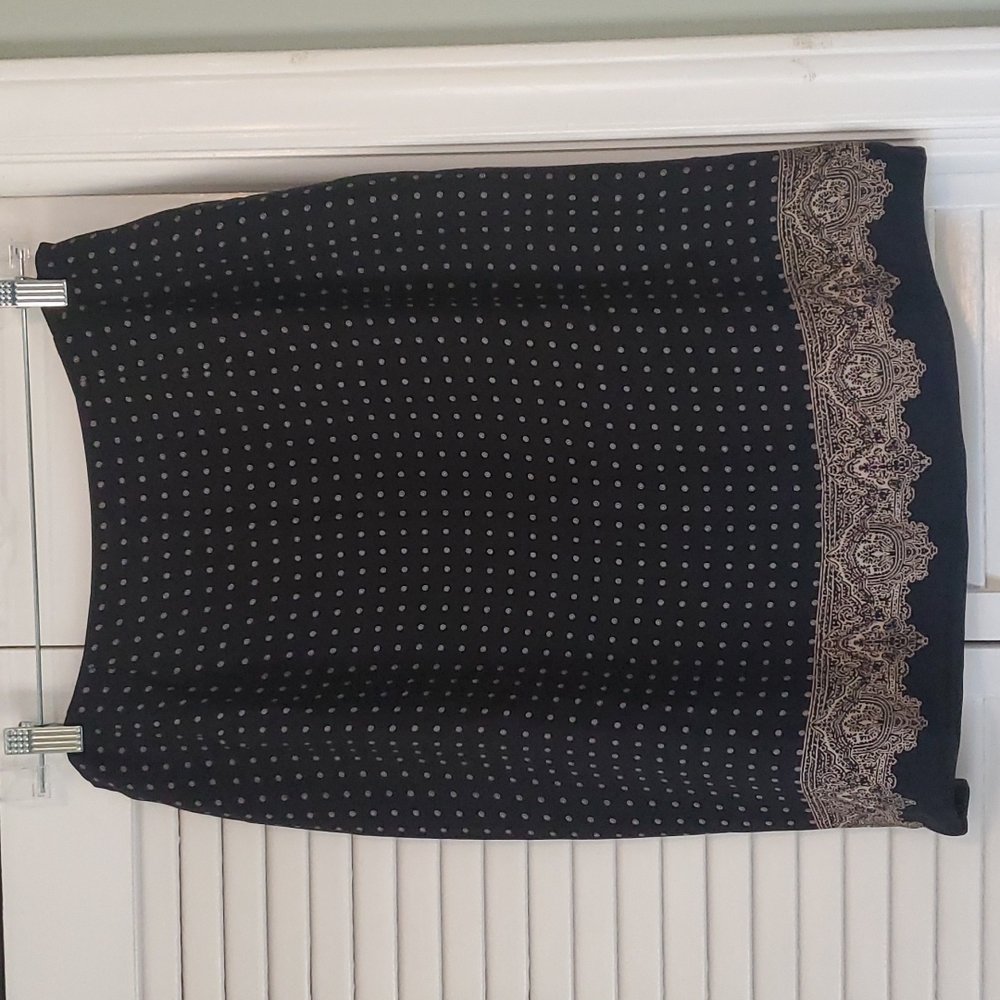 Talbots 100% silk black/Cream skirt size 10